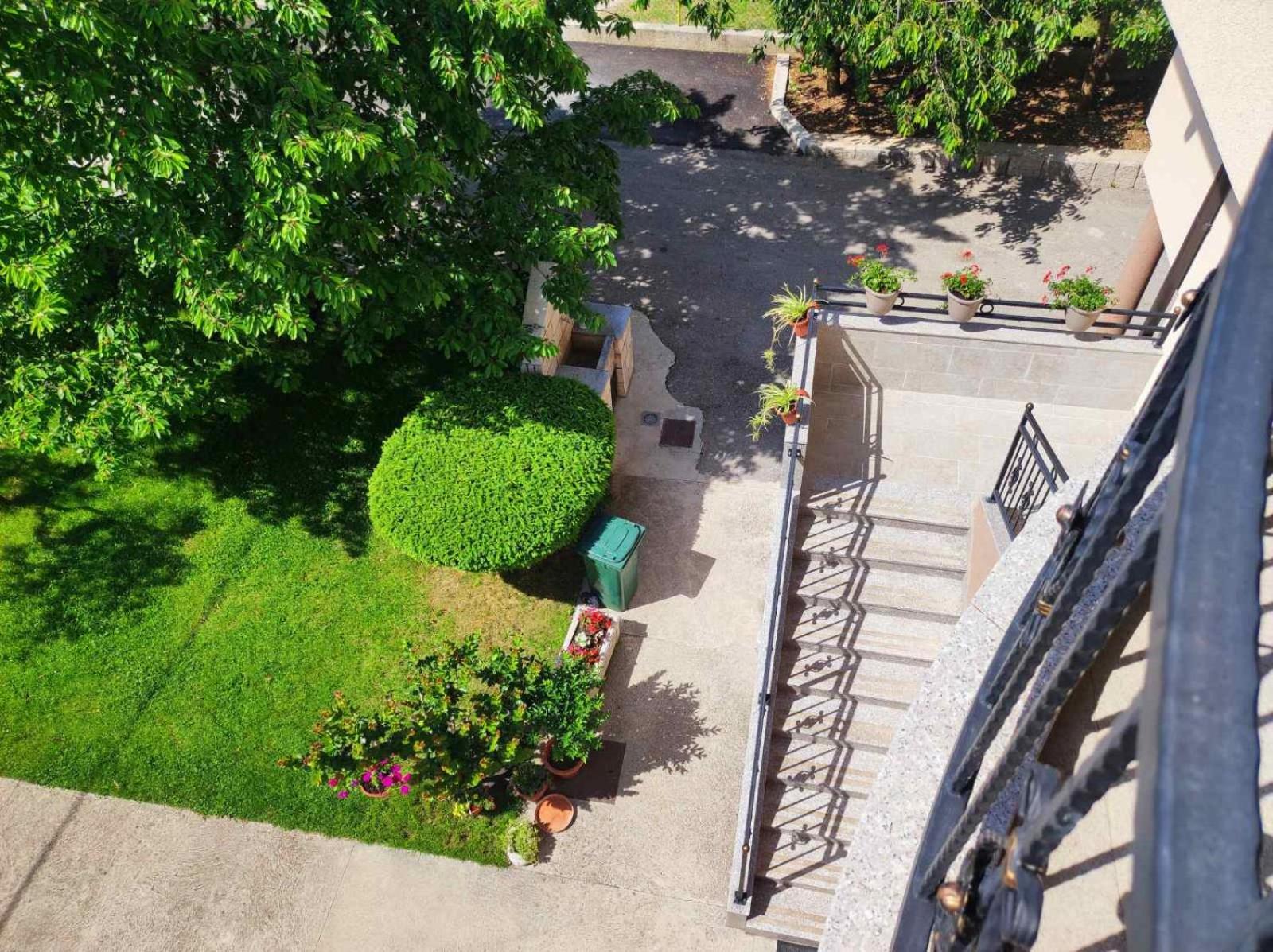 טרביניה Apartments Pravica מראה חיצוני תמונה